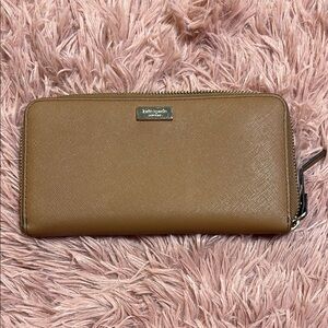 Kate Spade Brown Wallet